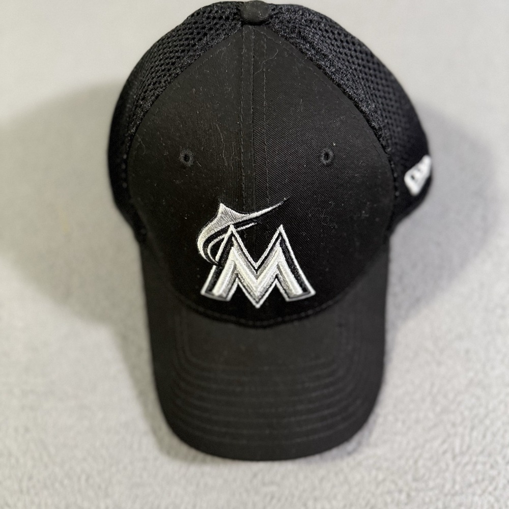 New Era Miami Marlins MLB 39Thirty Stretch Fit‎ Black Mesh Hat Cap Medium-Large